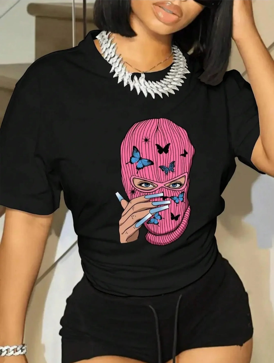 "Effortlessly Cool: Oversized Streetwear Tees for Trendsetting Girls"