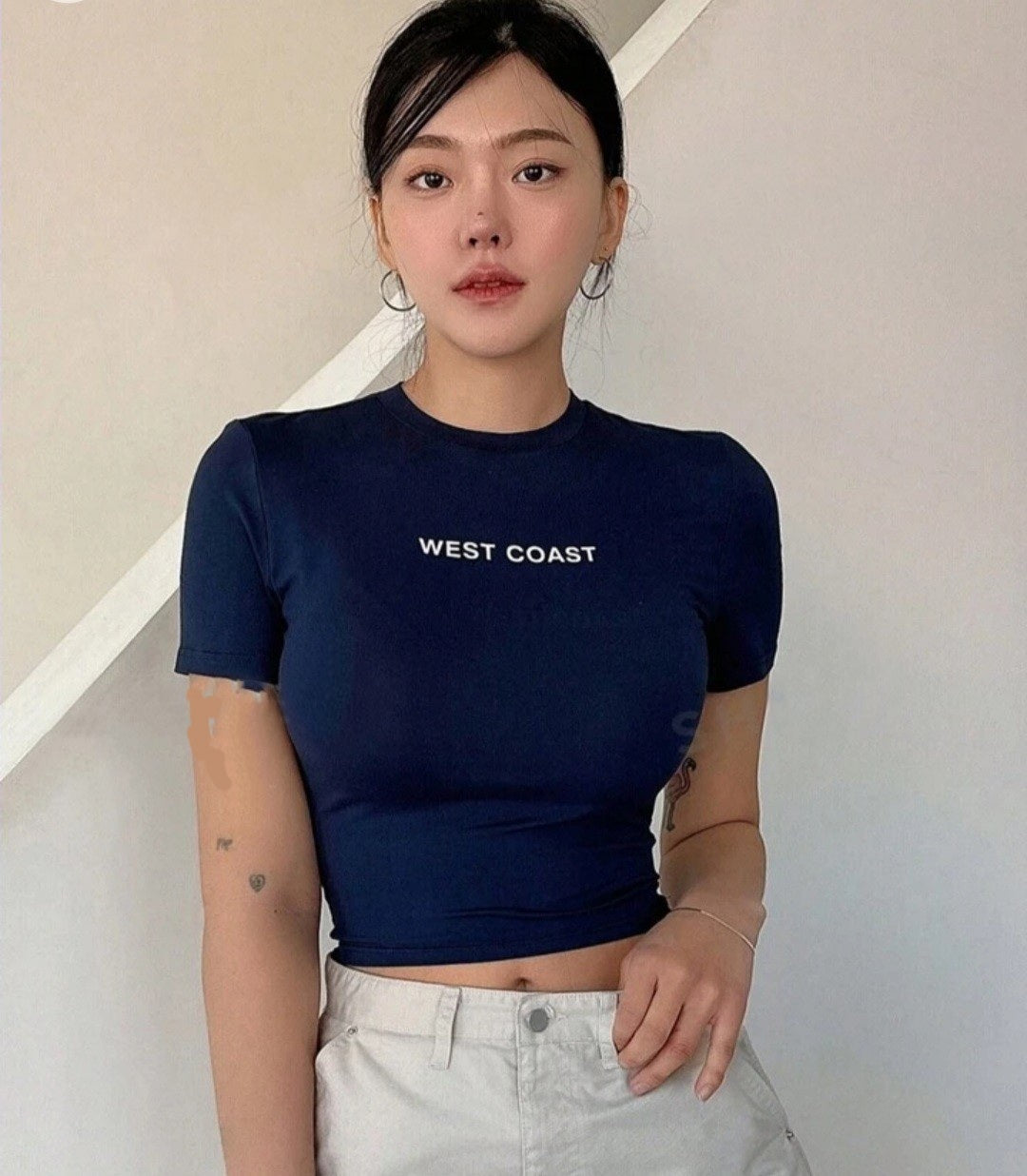 Chic Crop Tops: Elevate Your Style with Our Collection for Girls"