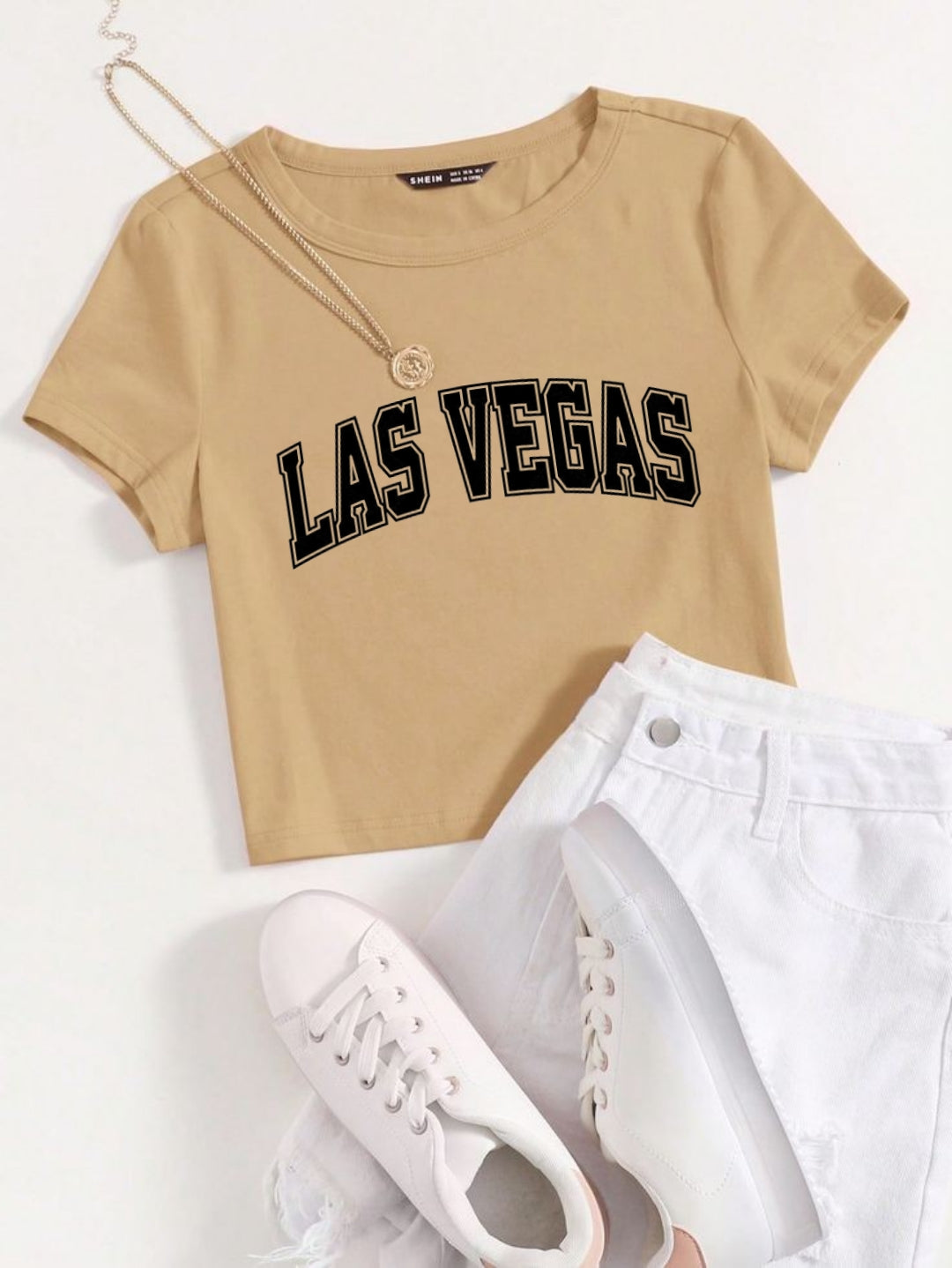 Chic Crop Tops: Elevate Your Style with Our Collection for Girls"