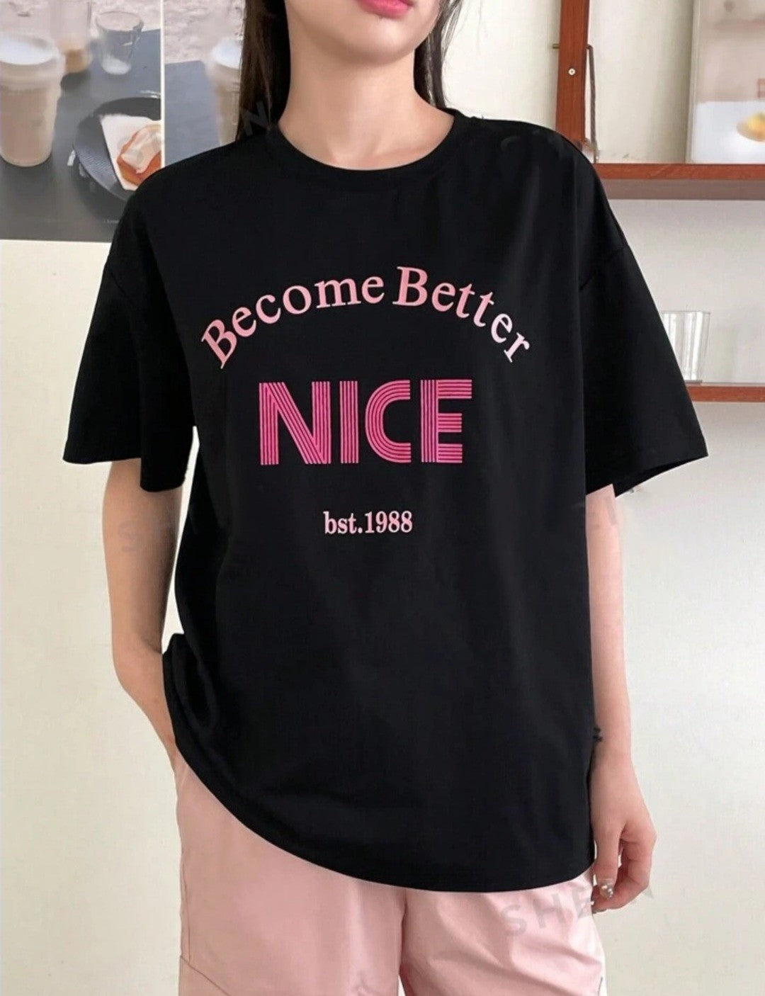 "Effortlessly Cool: Oversized Streetwear Tees for Trendsetting Girls"